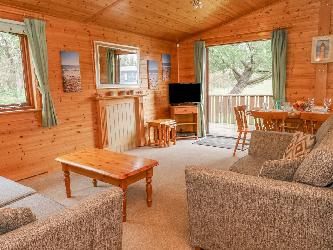 16 Amber Wood Lodge
