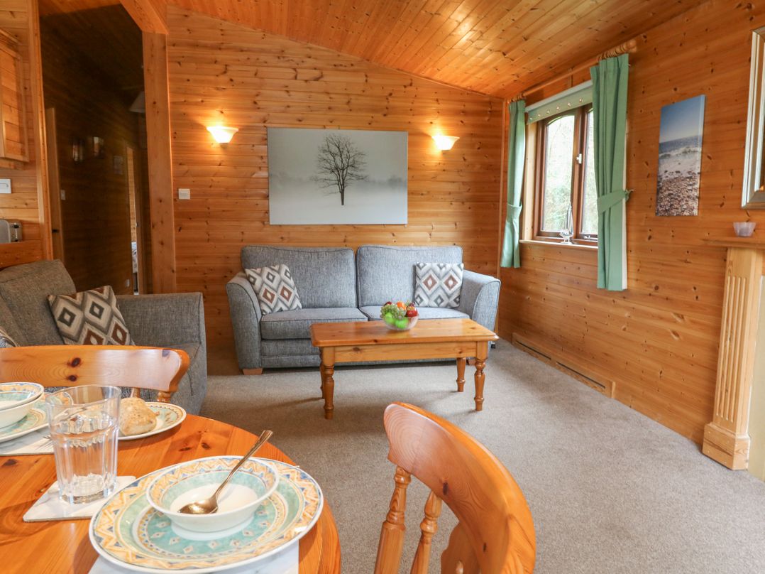 16 Amber Wood Lodge