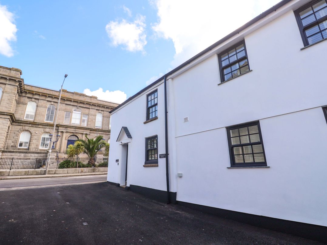 21 Alverton Street
