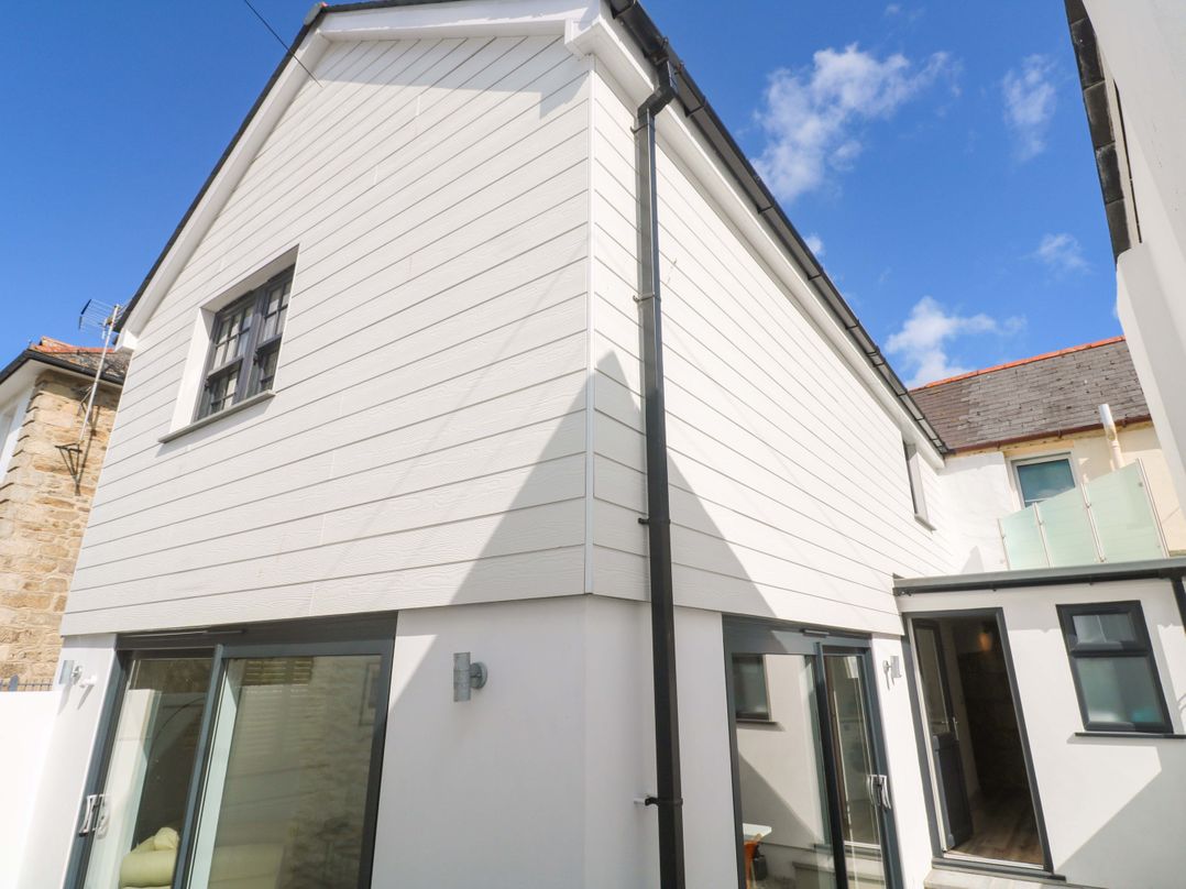 21 Alverton Street