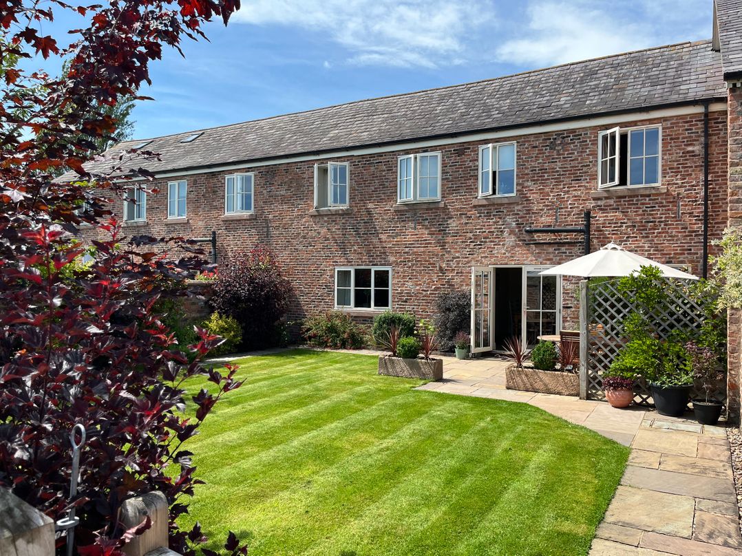 Oulton Barn House