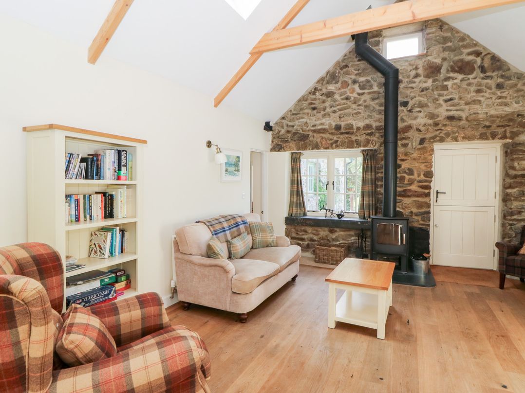 Glyn Yr Efail