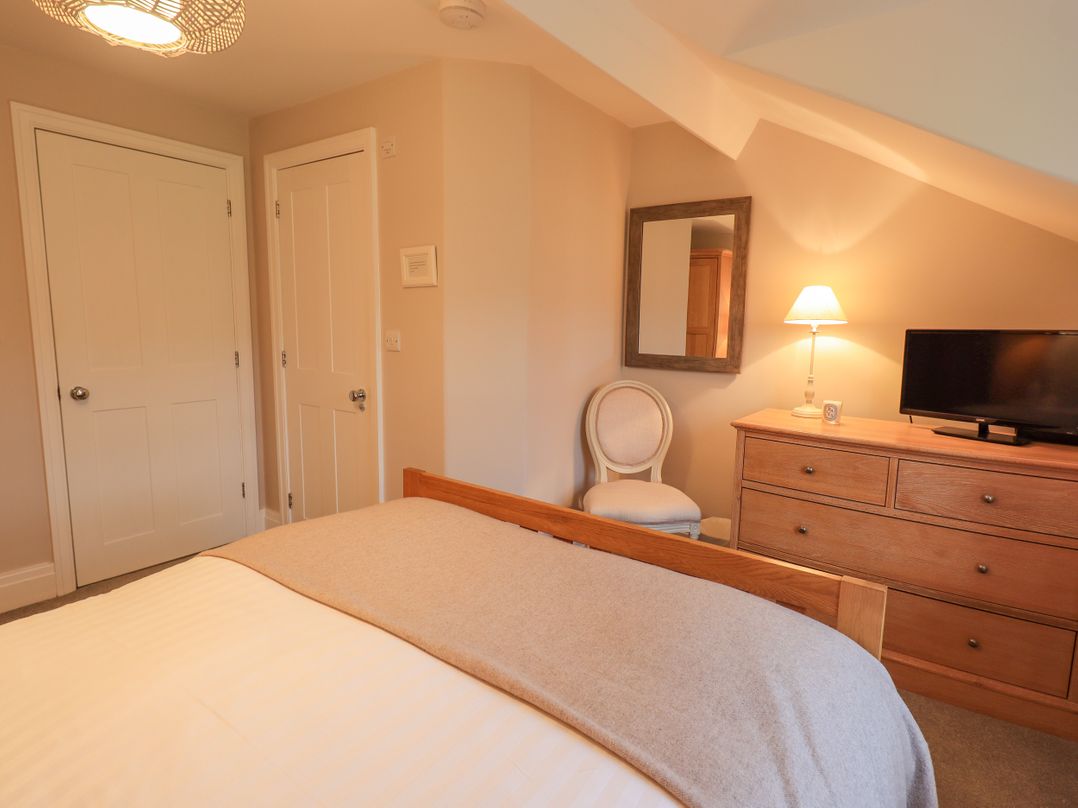 Honeywood House