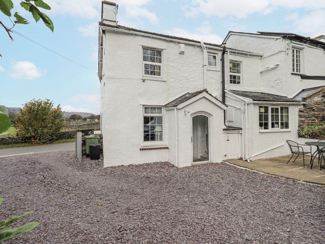 Smithy Cottage at Bowland Bridge