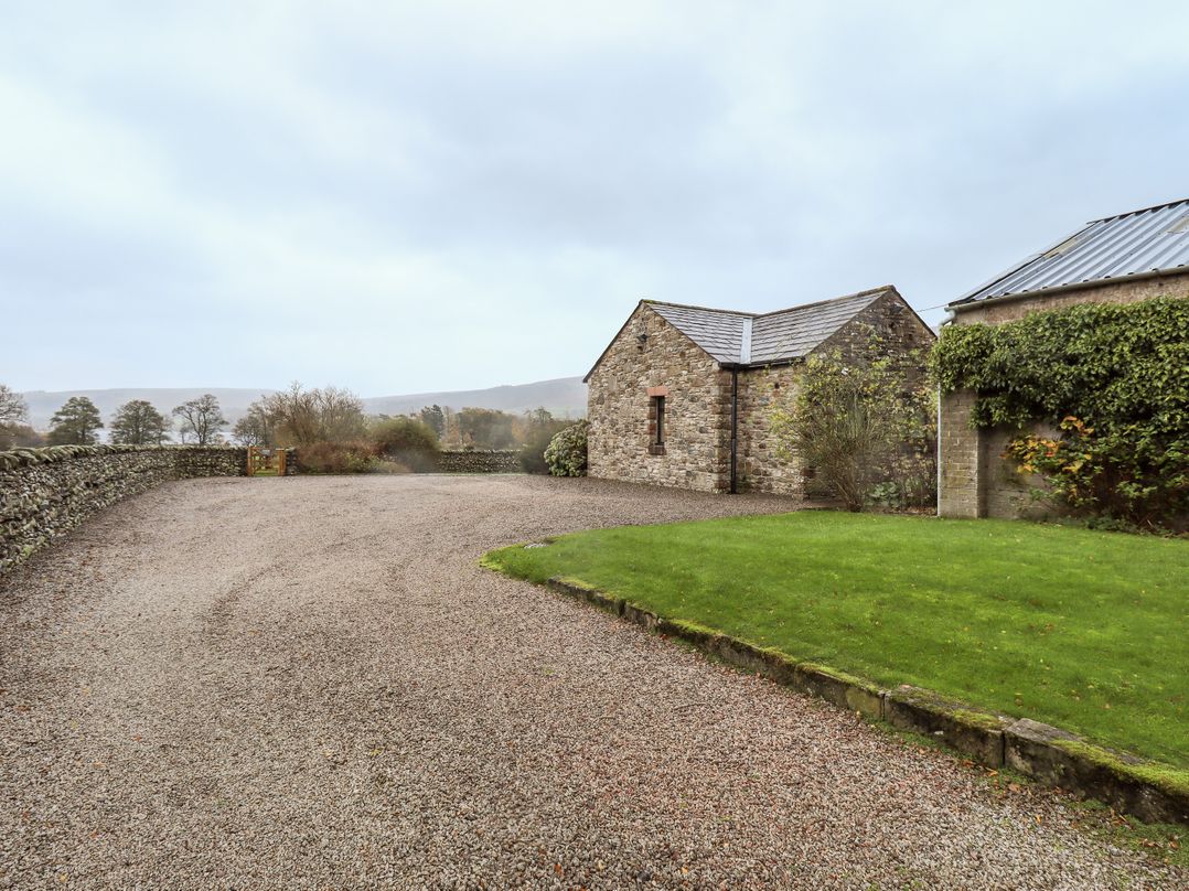 Low House