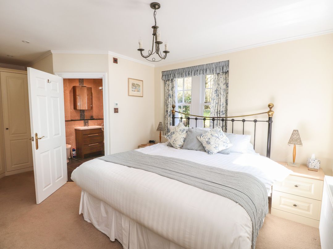 Hodge How Cottage
