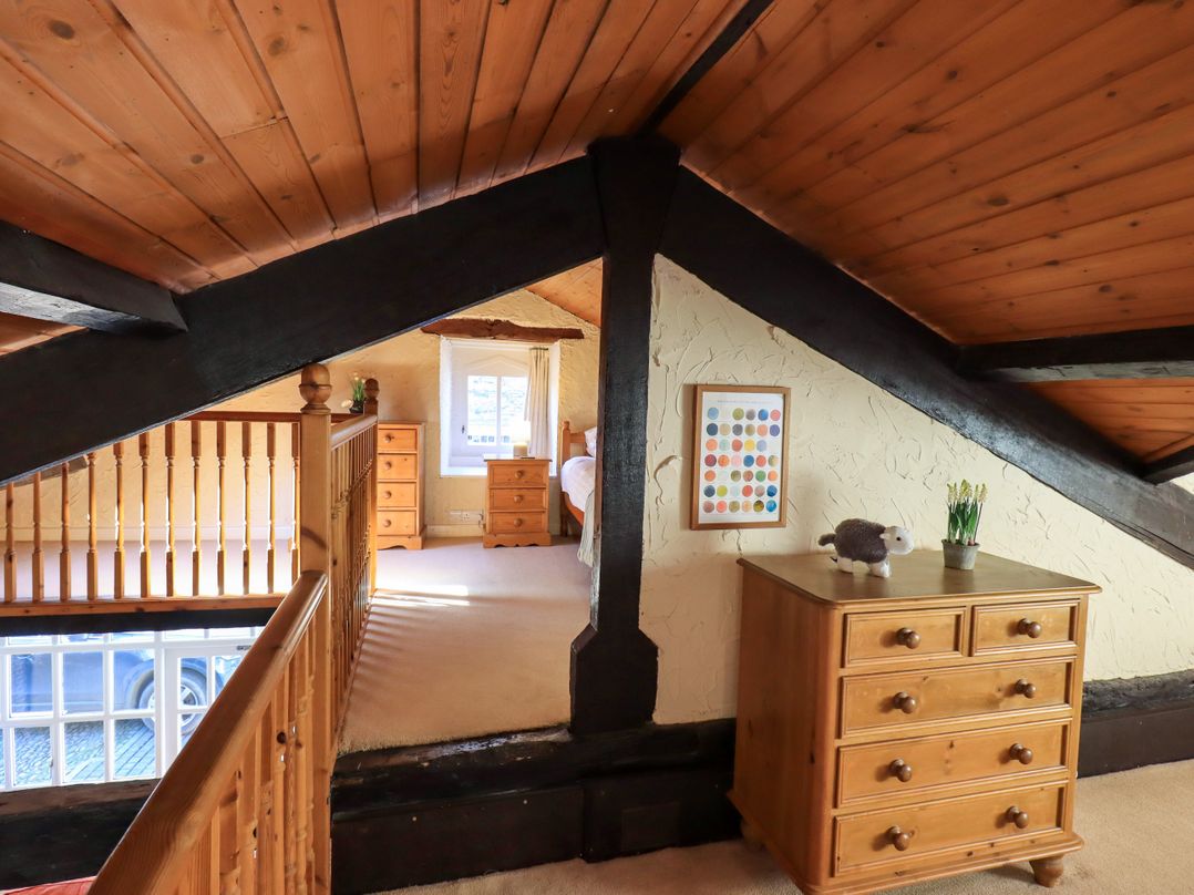 Courtyard Cottage