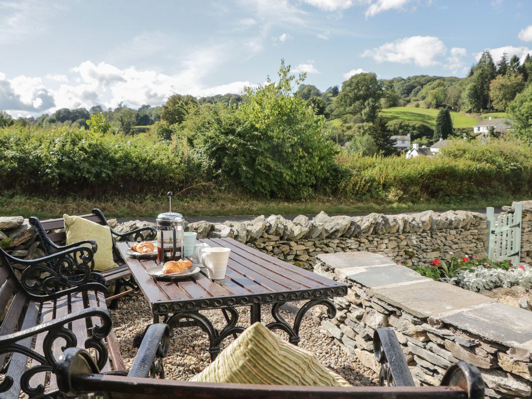 1 Sunny Point Cottages