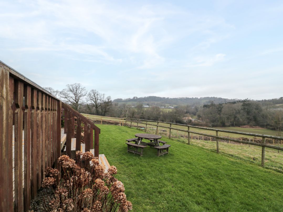 The Willow Lodge