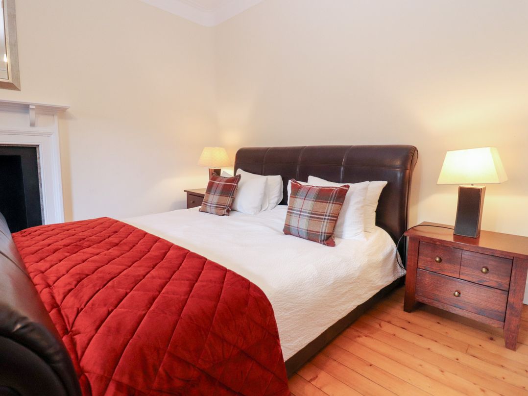 Auchentroig House