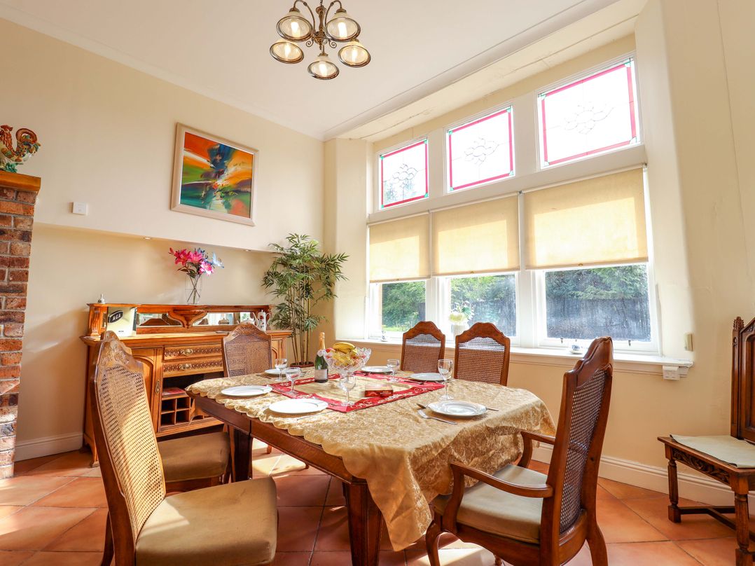 Rob Roy Apartment