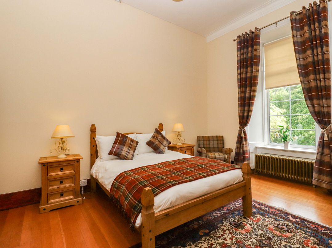 Rob Roy Apartment