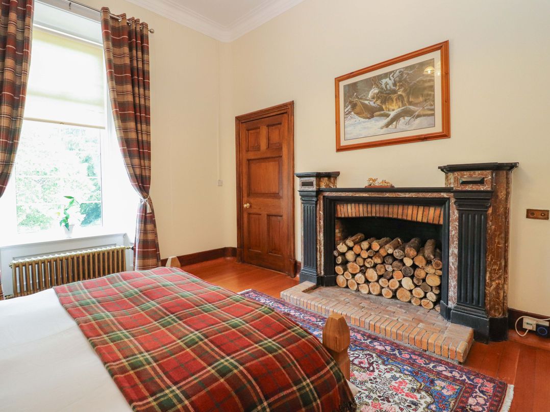 Rob Roy Apartment
