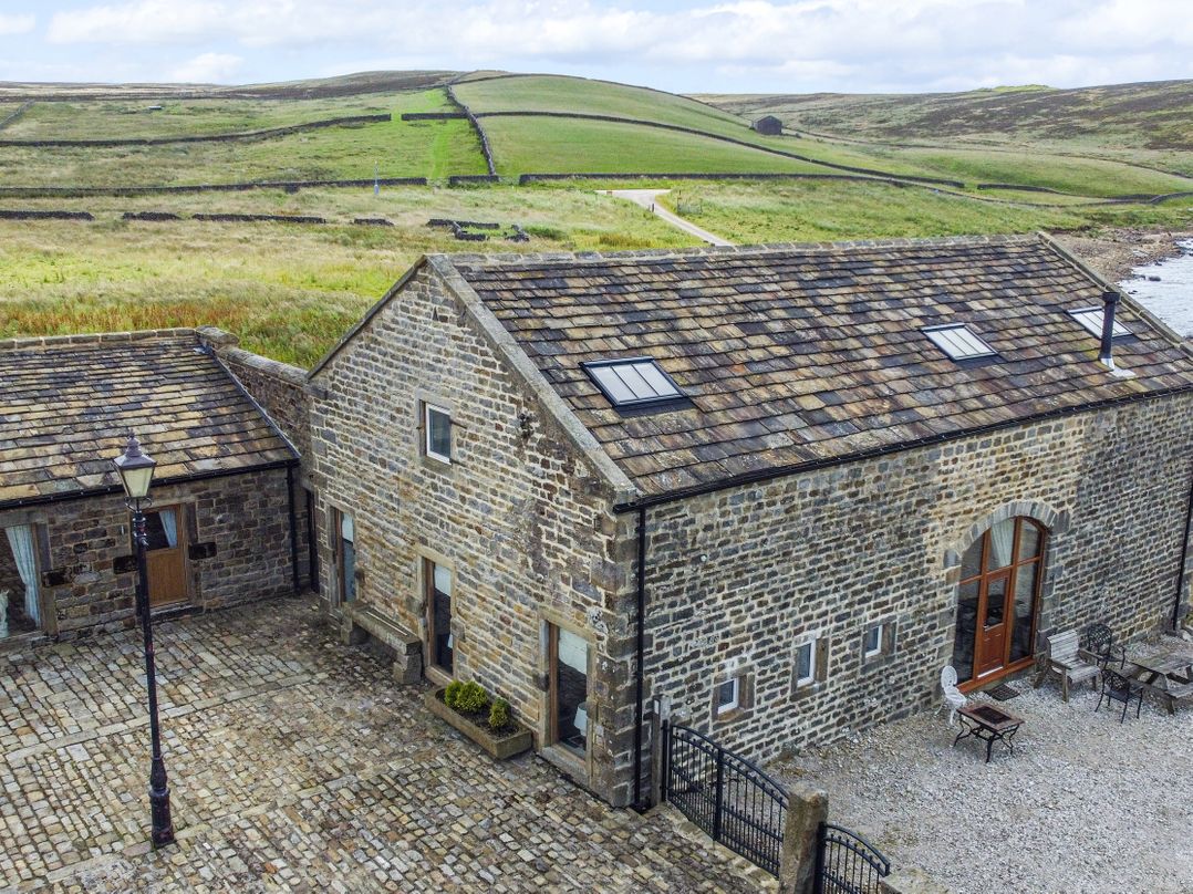 Snave Barn