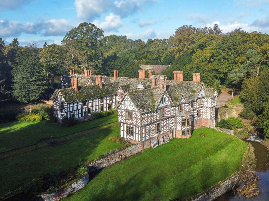 The Generals Quarters at Pitchford Estate