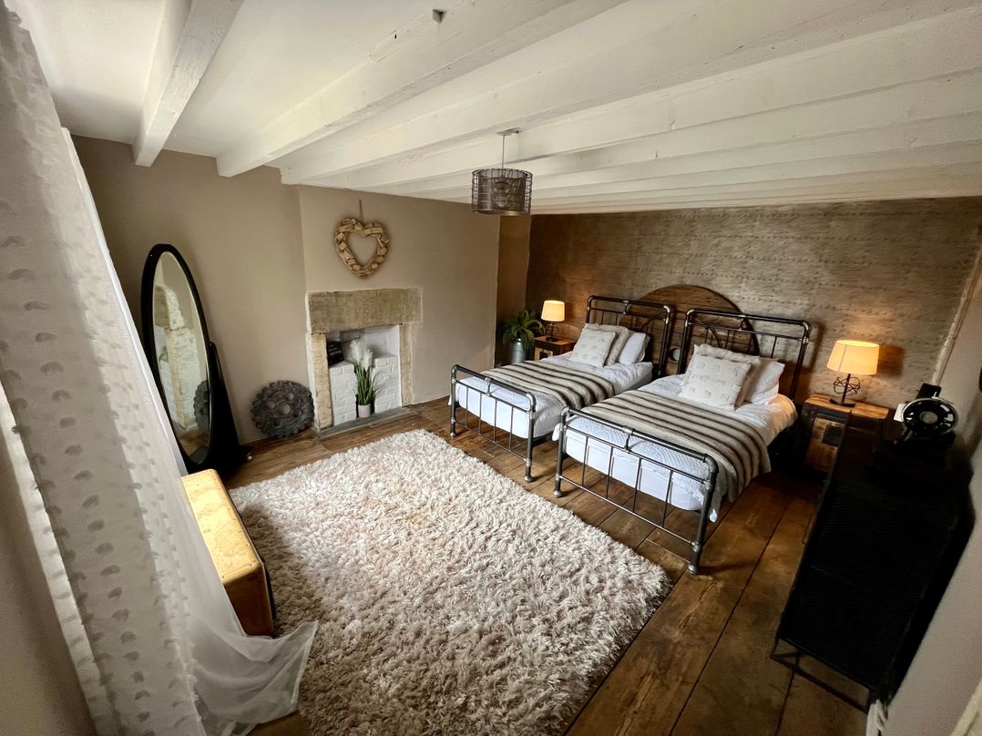 Coupling Cottage
