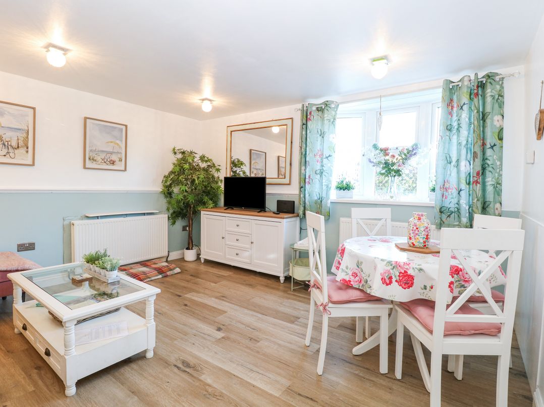 Hideaway Cottage