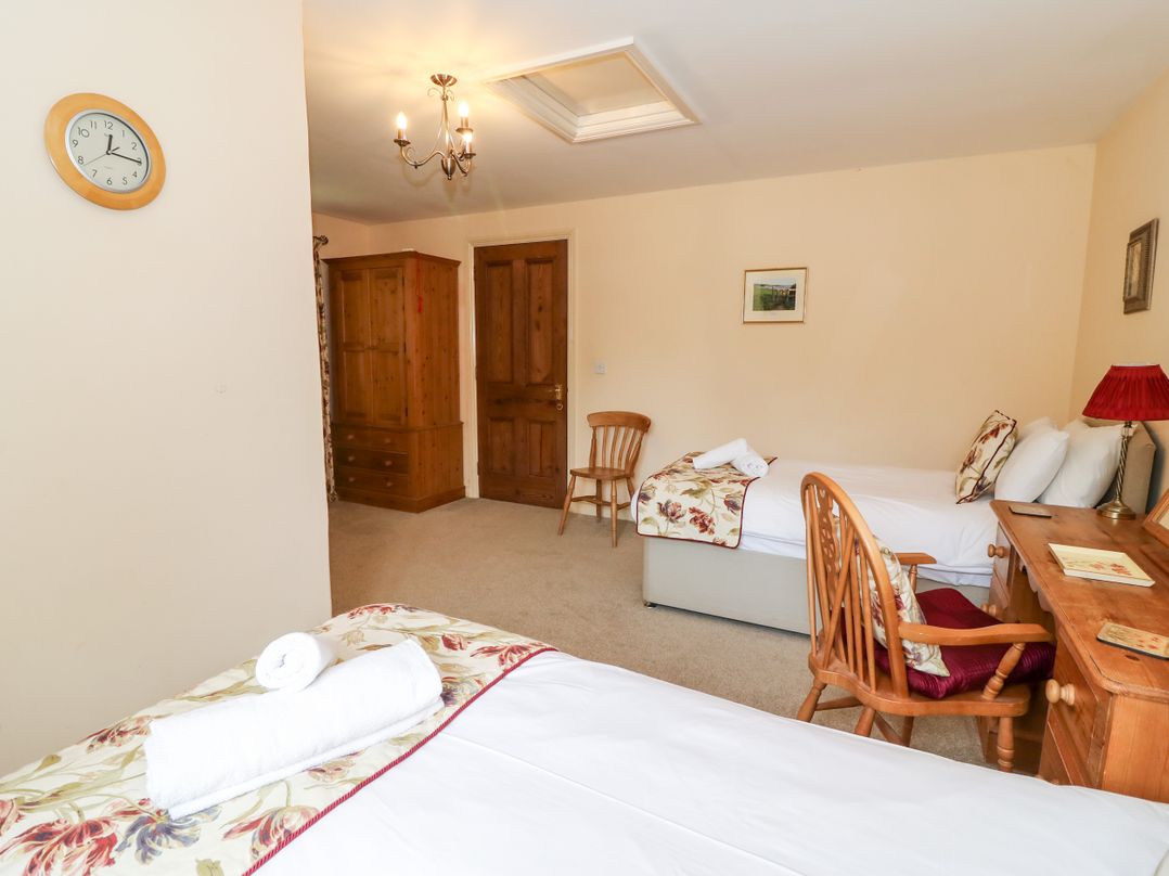 Chestnut Cottage, Rodden