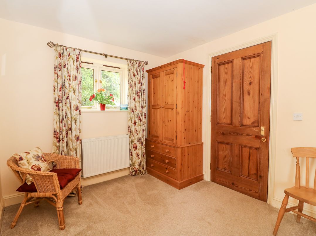 Chestnut Cottage, Rodden