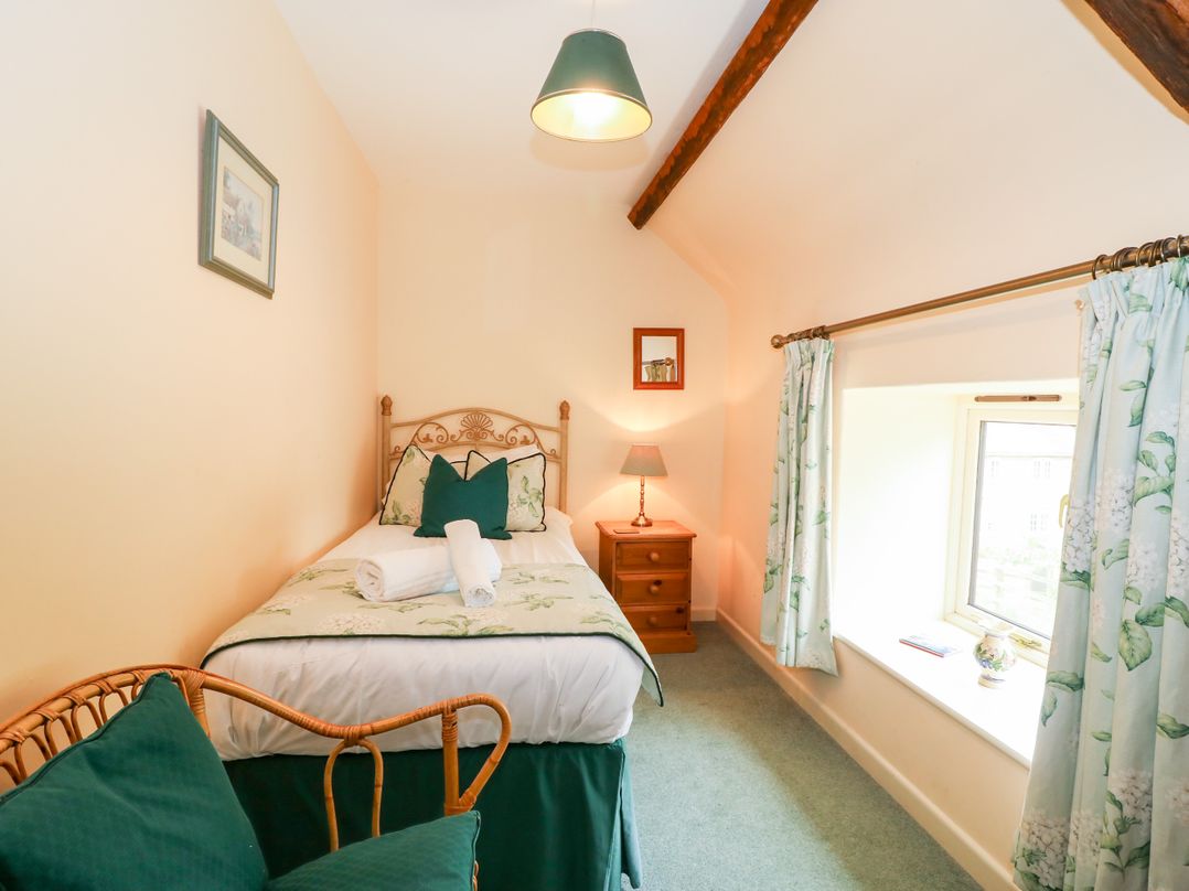 Chestnut Cottage, Rodden