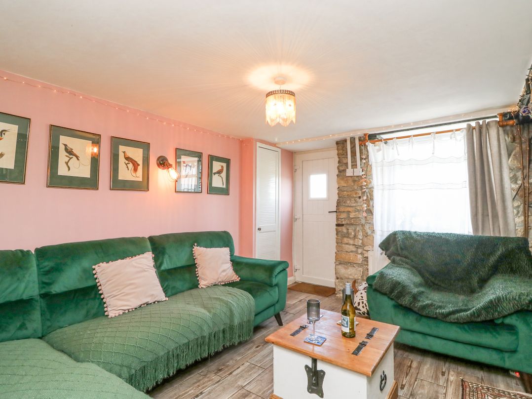 Higgledy Piggledy Cottage