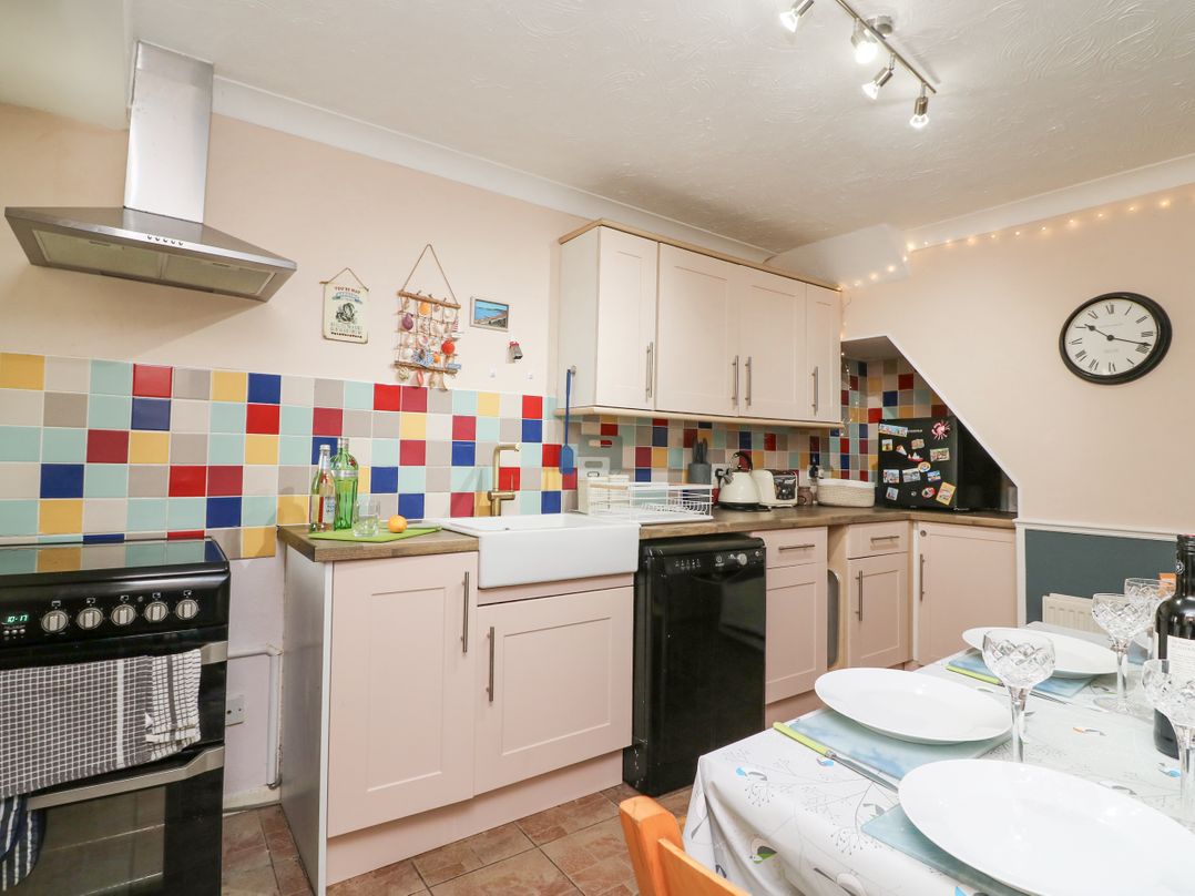 Higgledy Piggledy Cottage