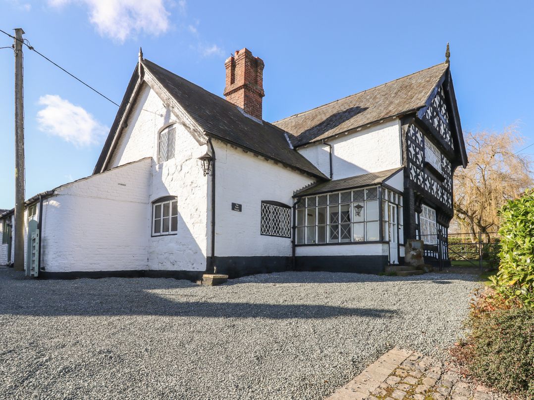 Top Farm House