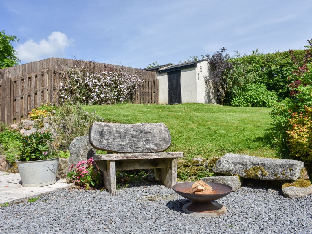 Pond Cottage