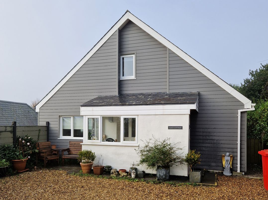 Alice Cottage