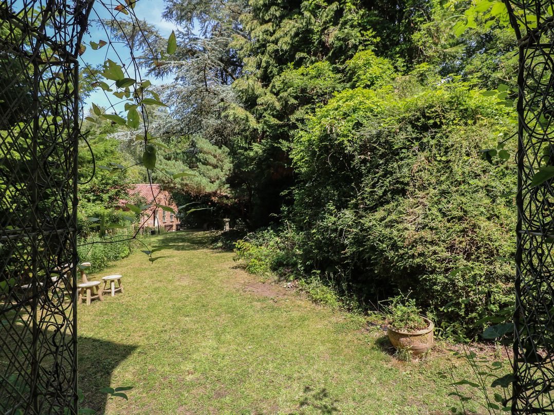 Sunny Cottage