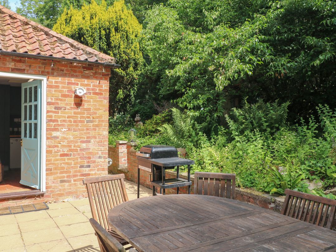 Sunny Cottage