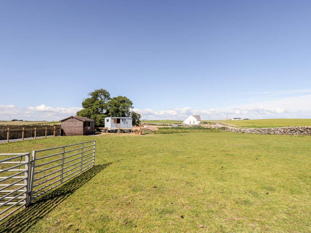 Ketburn Shepherds Hut at Balnab Farm