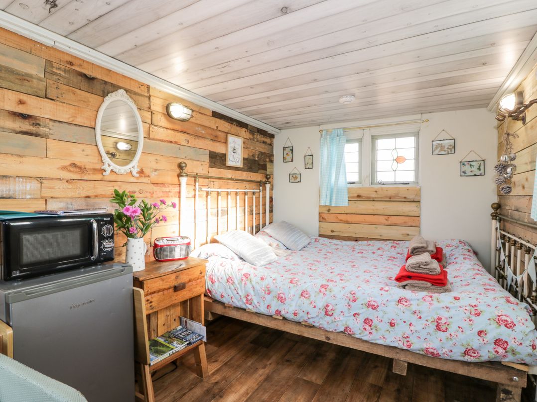 Ketburn Shepherds Hut at Balnab Farm