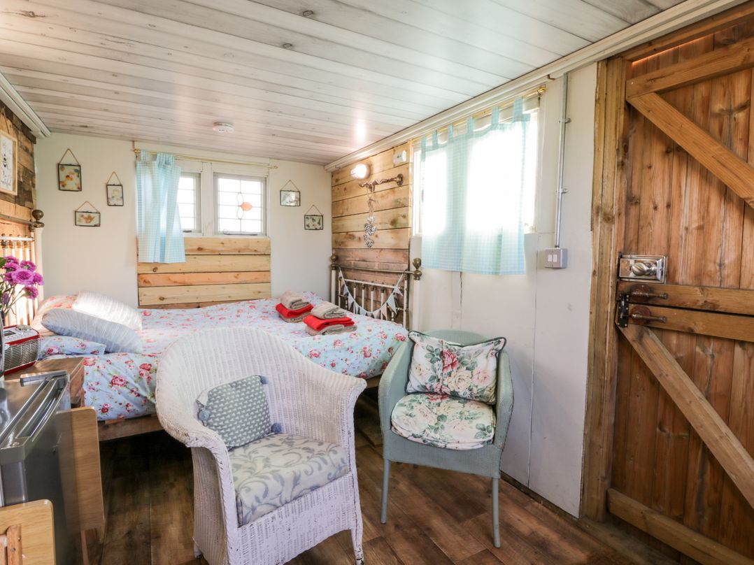 Ketburn Shepherds Hut at Balnab Farm