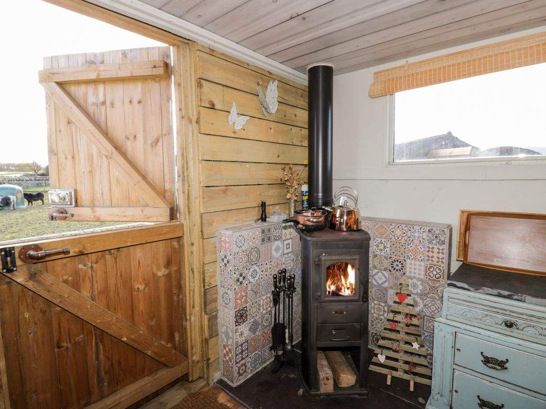 Ketburn Shepherds Hut at Balnab Farm