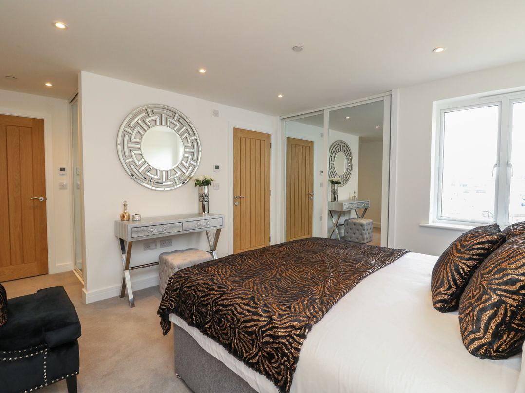 Harbourside Haven Apartment 1
