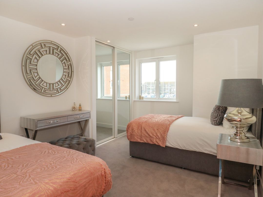 Harbourside Haven Apartment 1