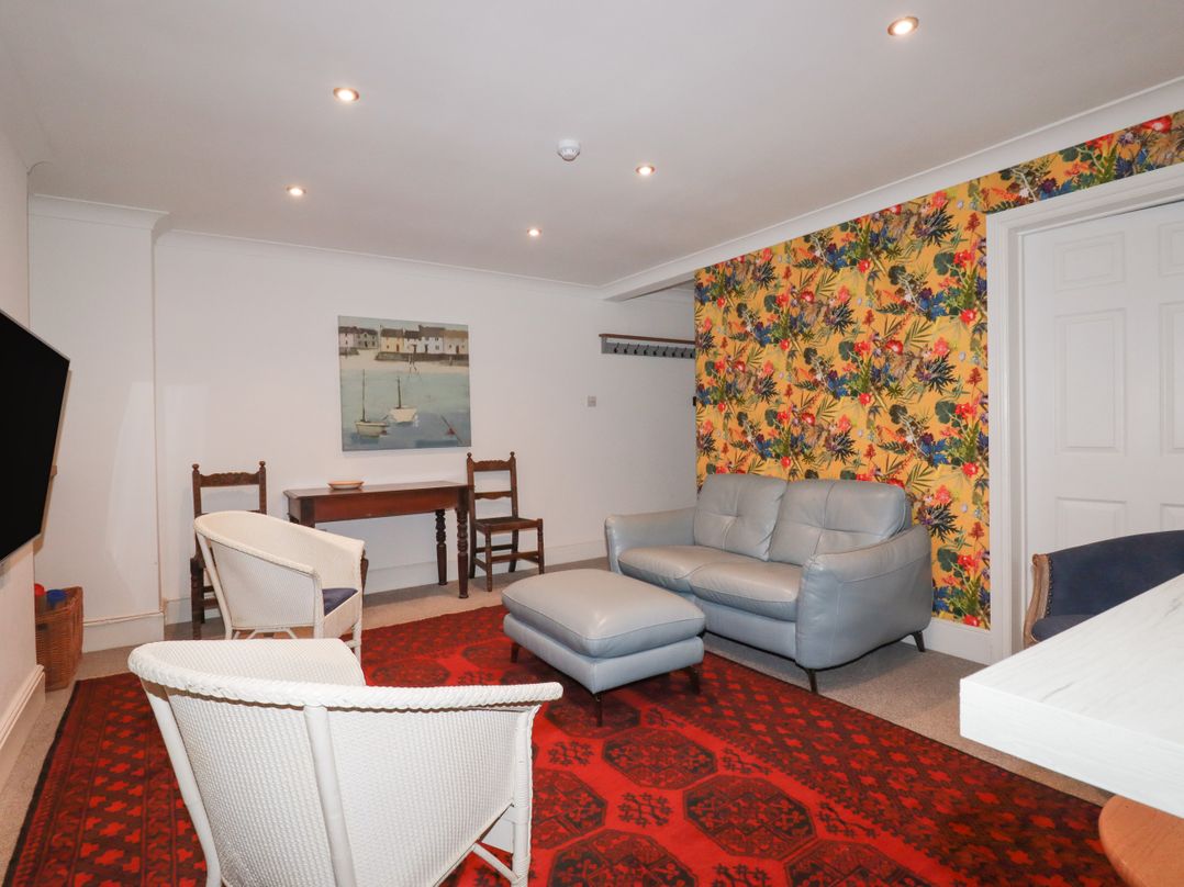 Melvill Lower Deck