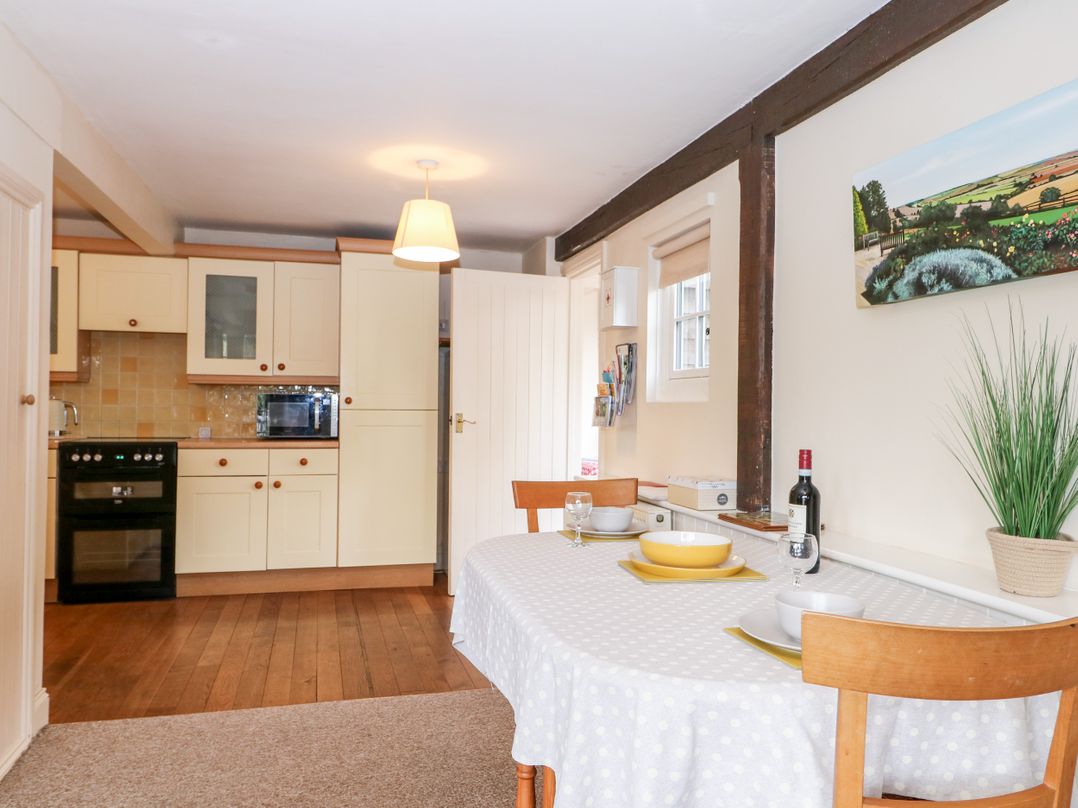 Lower Whiteflood Farm Cottage