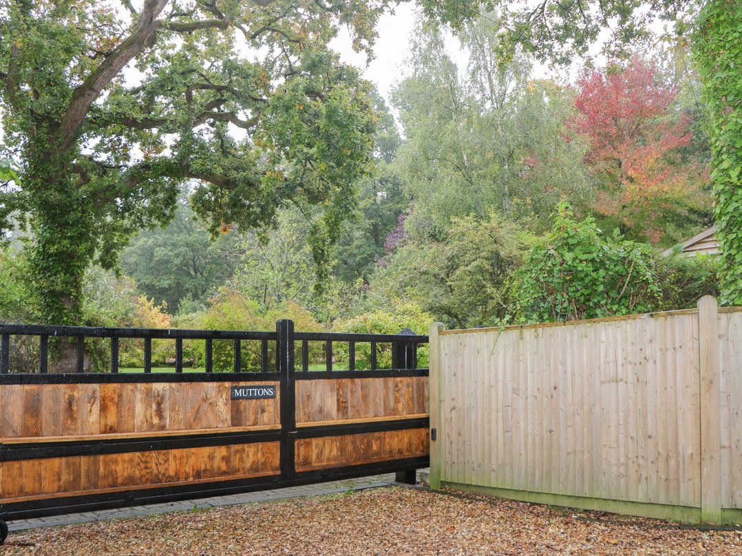 Orchard Lodge