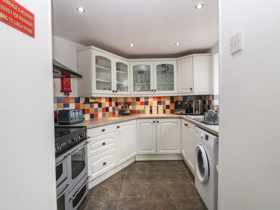 Platform 13 Railway Cottage