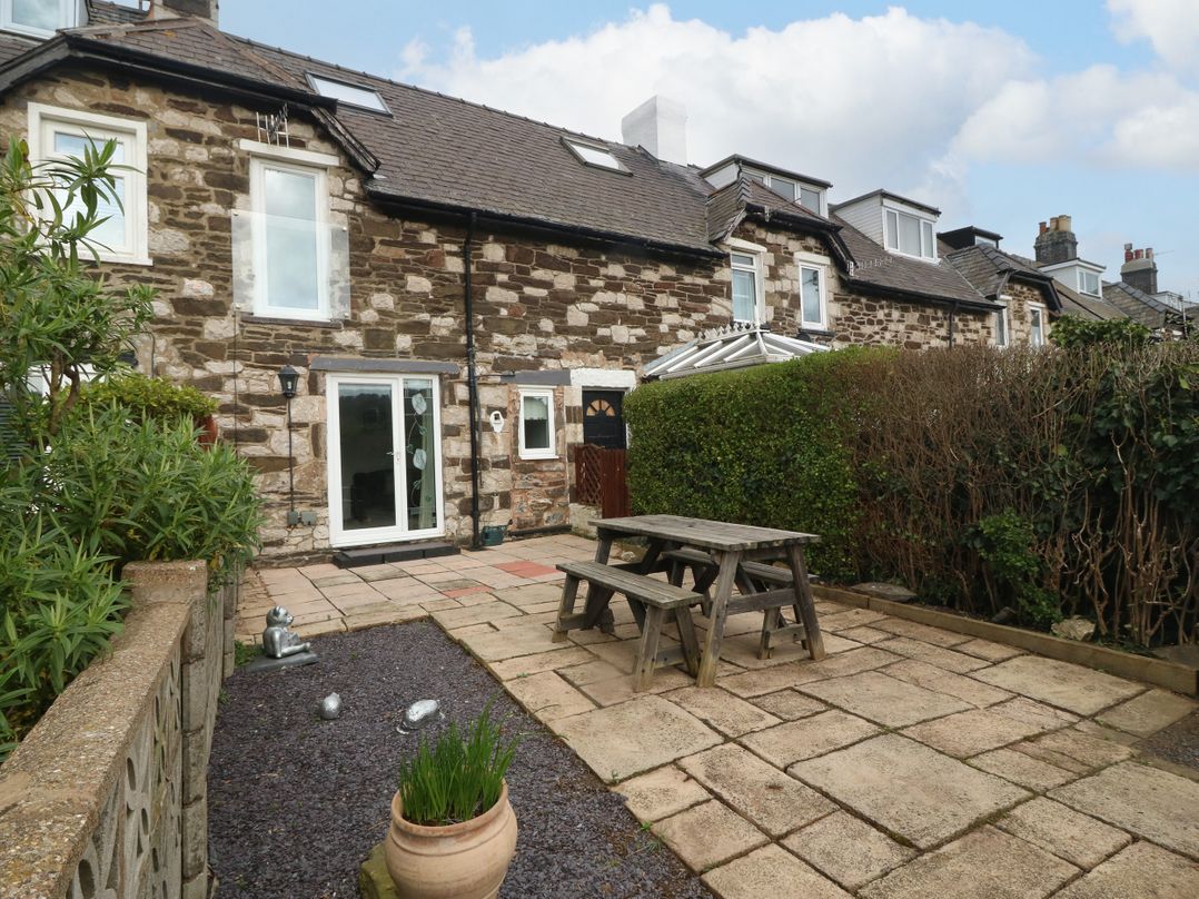 Platform 13 Railway Cottage