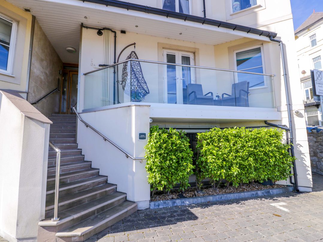 Ocean View Apartment