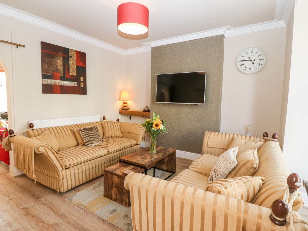 Apartment 1 - Llandudno Central