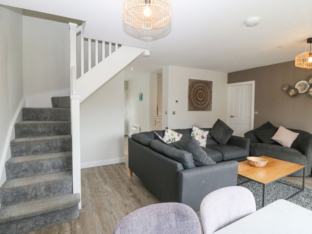 7 Parc Delfryn