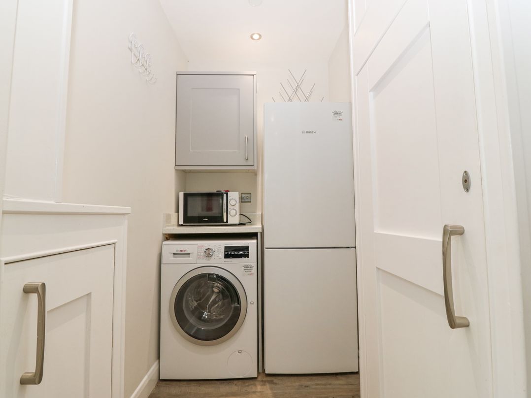 7 Parc Delfryn