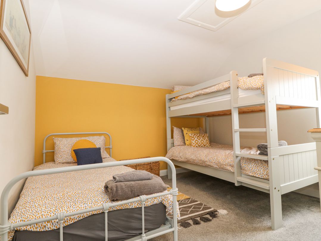 7 Parc Delfryn