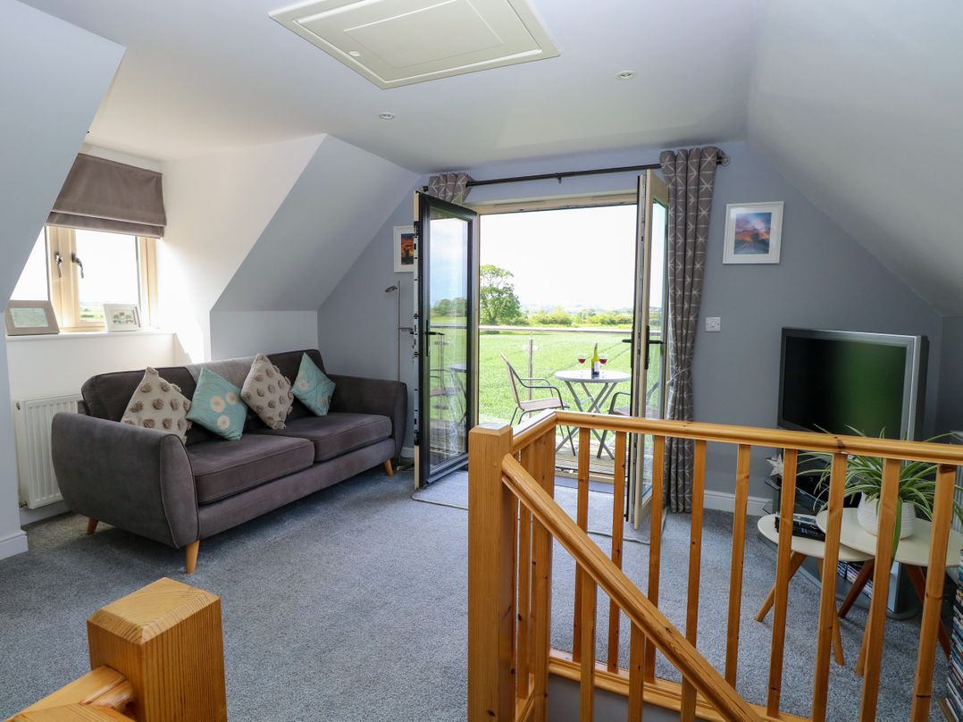 Spinney's Den