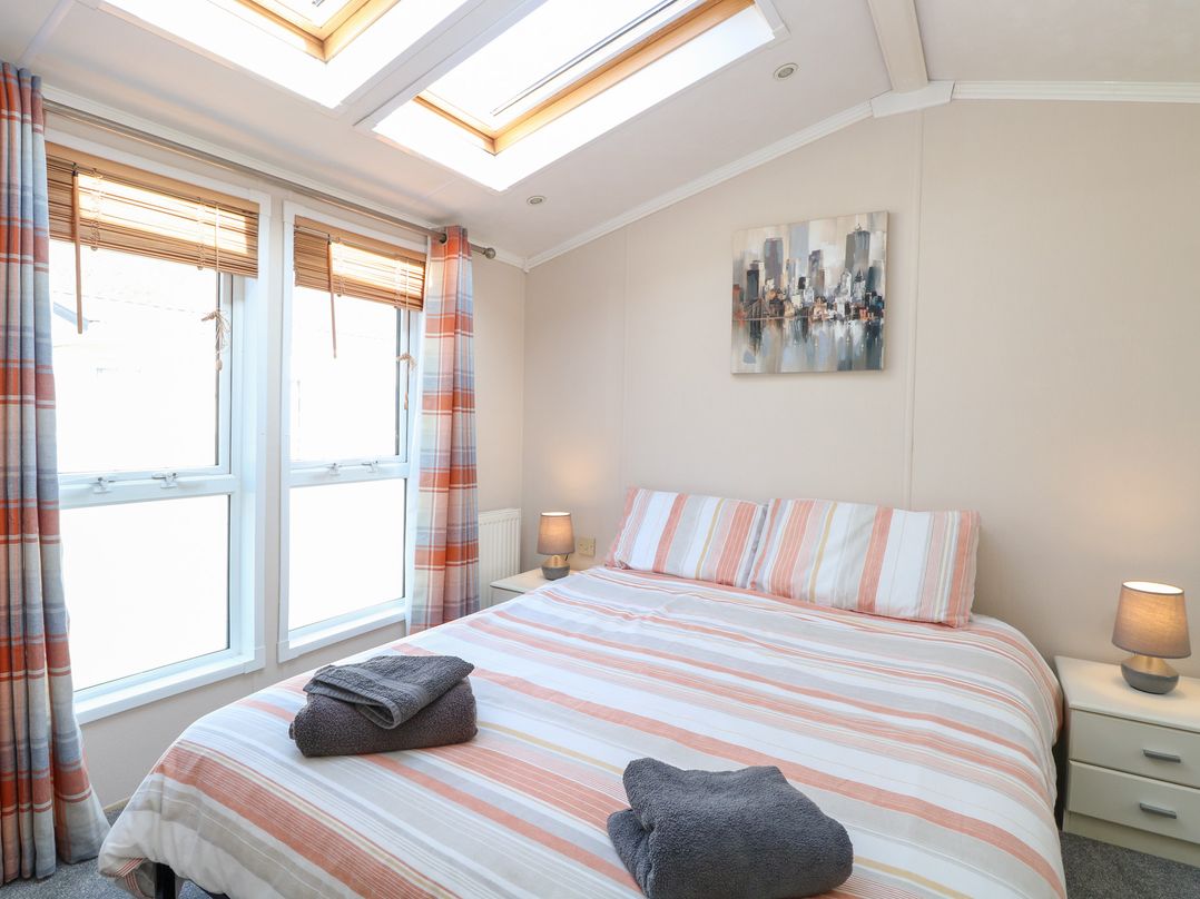 109 Pentney Lakes