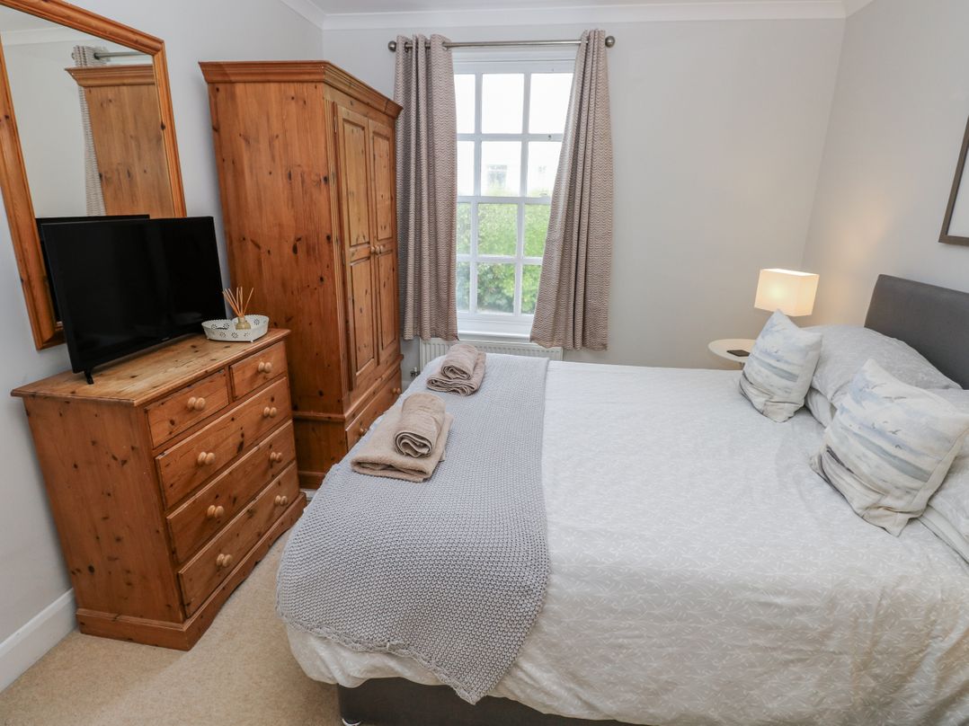 Crown Cottage